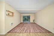 Photo - 23732 Hillhurst Dr