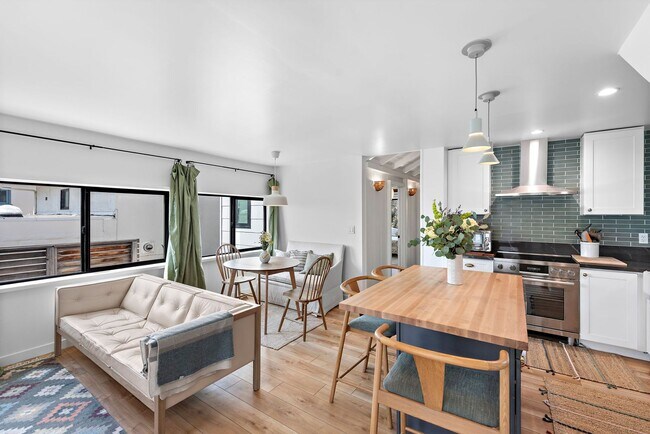 Photo - Woods Cove Ocean View Apartment