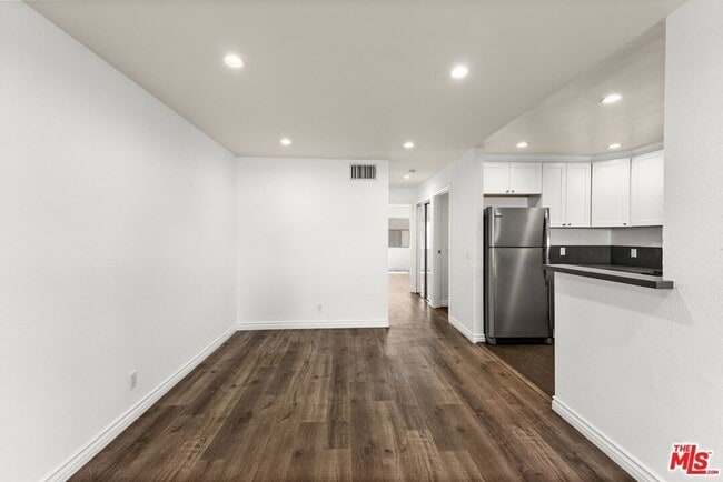 Photo - 6212 Fulton Ave