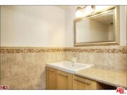 Photo - 318 N Maple Dr Unit C106