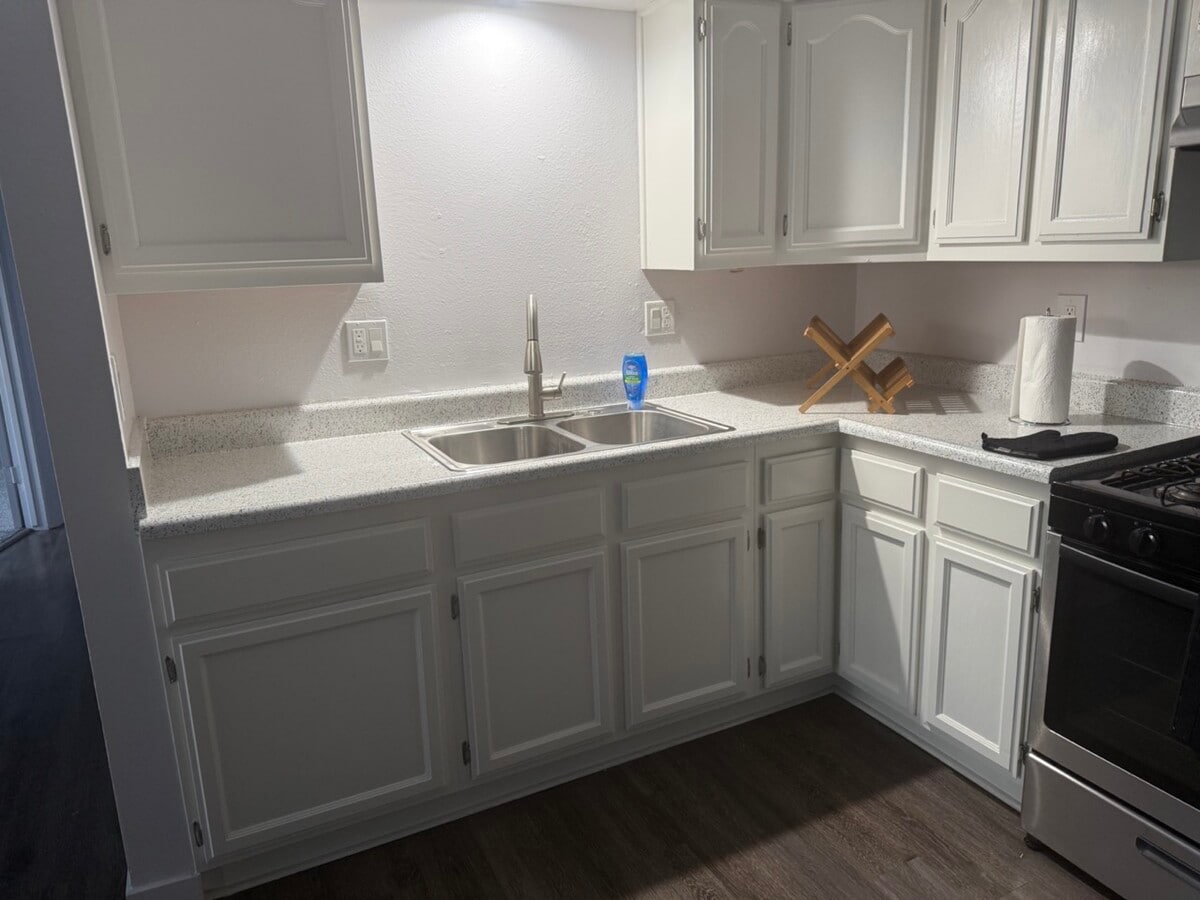 Photo - 1651-1655 W 206th St