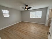 Photo - Spacious 6 bedroom 6 bathroom house in cov...