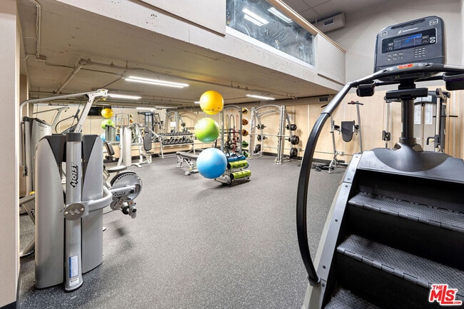 Photo - 10982 Roebling Ave Unit 502