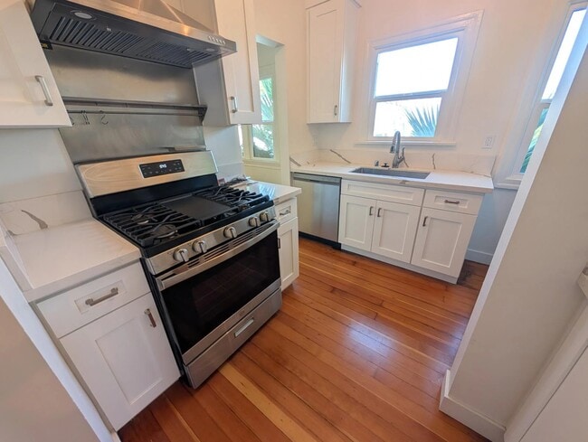Photo - 4627 St Charles Pl Apartment Unit 4629 1/2