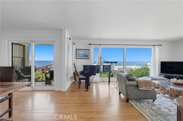 Building Photo - 202 W Manchester Ave