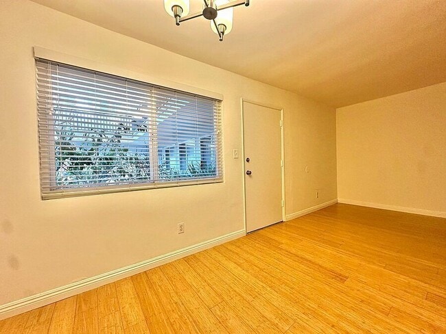 Photo - 23 Thornton Ave Unit 8