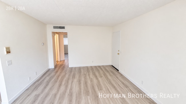 Photo - 11009 Hartsook St Unit 208