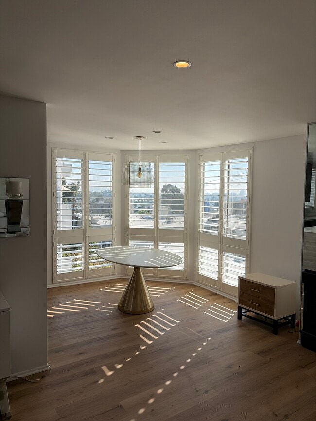 Dining Room with Bay windows - 8530 Holloway Dr Unit 426