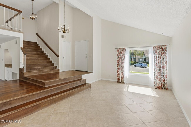 Photo - 1239 Honeysuckle Ct