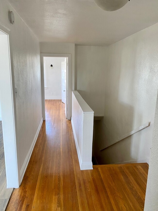 Photo - 1916 S Longwood Ave Unit 3