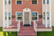 Photo - 3000 W Victory Blvd Unit 200