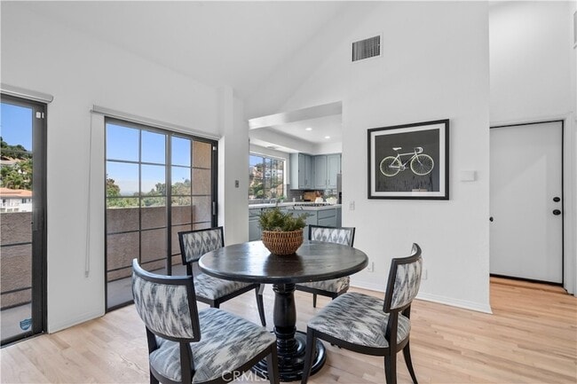 Photo - 3482 Coldwater Canyon Ave