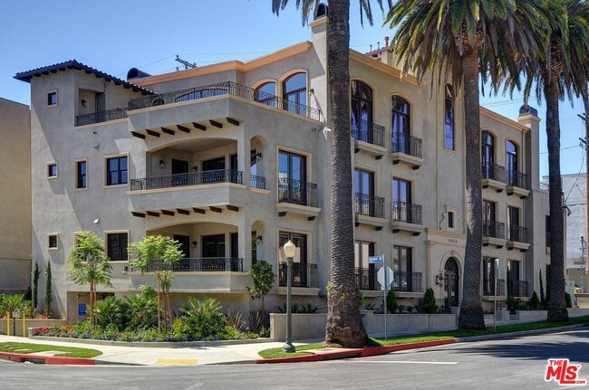 Photo - 10830 Massachusetts Ave Condo Unit 301