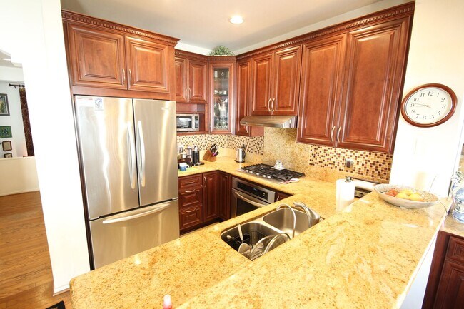 Photo - 7130 Calabria Ct