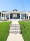 Photo - 444 W 40th St
