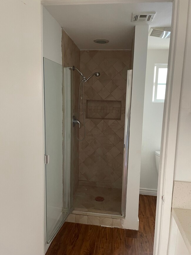 Photo - 1740 Robinlinda Ln