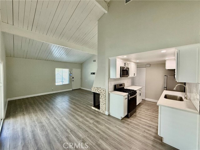 Photo - 1386 W 8th St