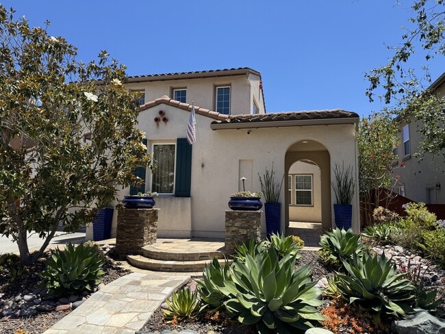 Photo - 851 Antilla Way