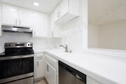 Photo - Beautiful 1 BR in the Heart of North Park ... Apartment Unit 4750 - 2
