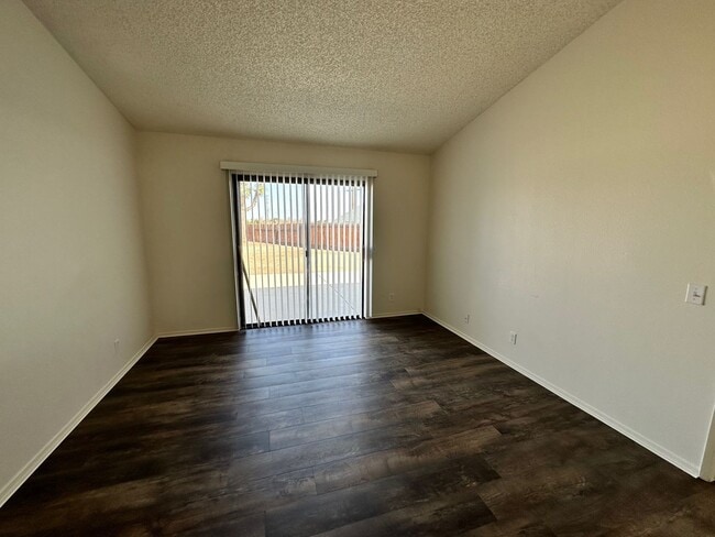 Photo - Cute 2-Bedroom Home for Rent with Large Backyard and in a cul-de-sac!