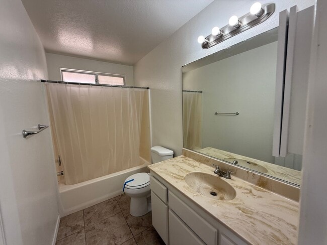 Photo - 3711 Unit 3