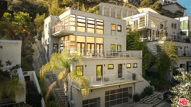 Building Photo - 1929 N Curson Ave