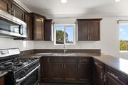 Photo - 4 Bed / 3 Bath Townhouse - Across the street from USC Keck Medical Center! Unit 1534 N Soto