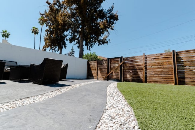 Photo - 14836 Archwood St Unit Private Room