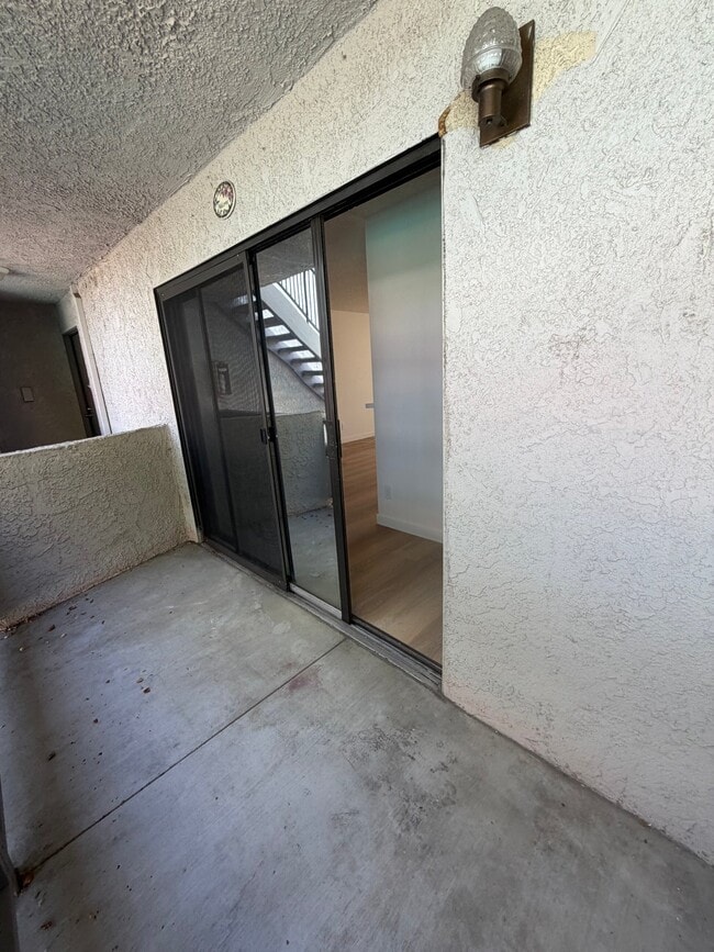 Photo - 8539 De Soto Ave Unit 109