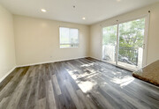 Photo - 5330 Satsuma Ave Townhome