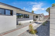 Photo - 2203 E Acacia Rd N House
