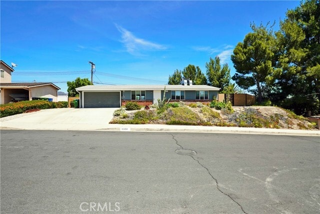 Building Photo - 12350 Luna Pl