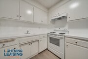 Photo - 700-704 Irolo St Condo Unit 3D