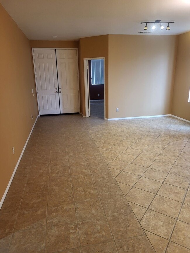 Photo - Single Story 4+ Bedrooms, 2 Bathrooms 2553 sf