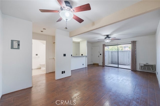 Building Photo - 275 Streamwood Rental