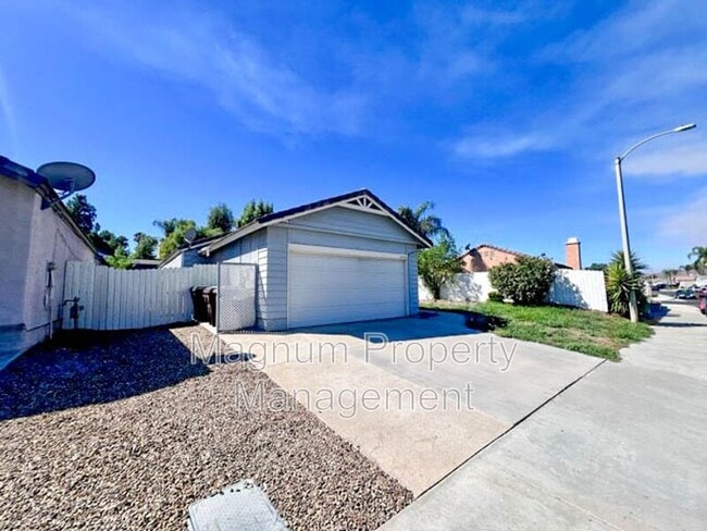 Photo - 27773 Moonridge Dr