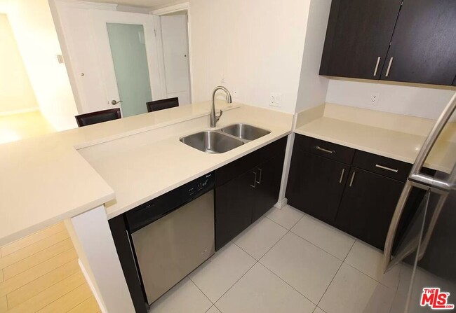 Photo - 4405 Matilija Ave Unit 8