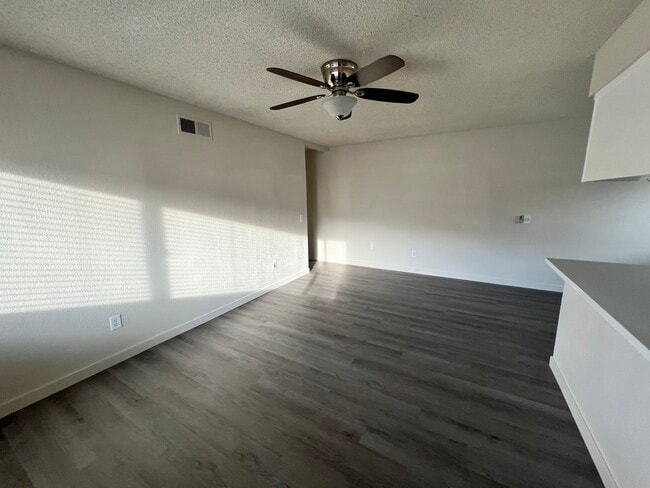 Photo - 72615 Edgehill Dr Unit 4