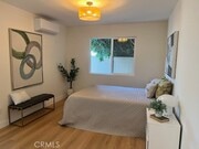 Photo - 419 S Heliotrope Ave