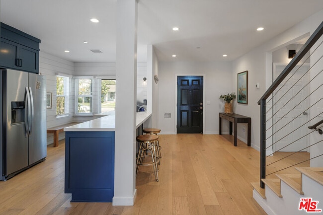 Photo - 2264 23rd St