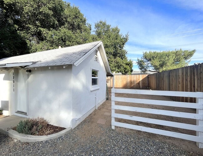 Photo - Douglas St. - 12909-12911 Unit Douglas - 12911