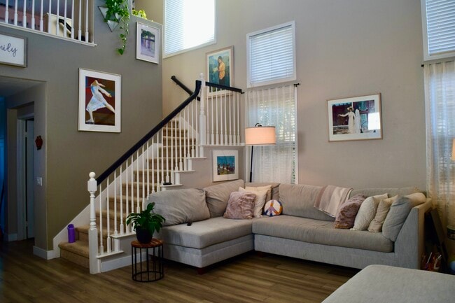 Building Photo - 3041 Rancho la Presa Rental