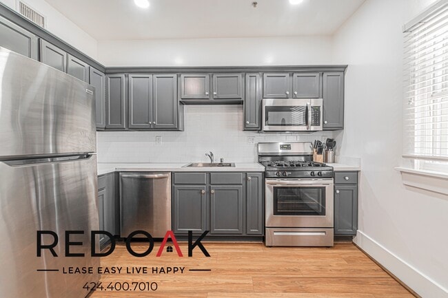 Photo - 6533 Hollywood Blvd Unit 400