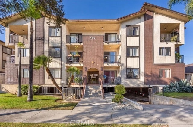 Photo - 463 Vine St Townhome