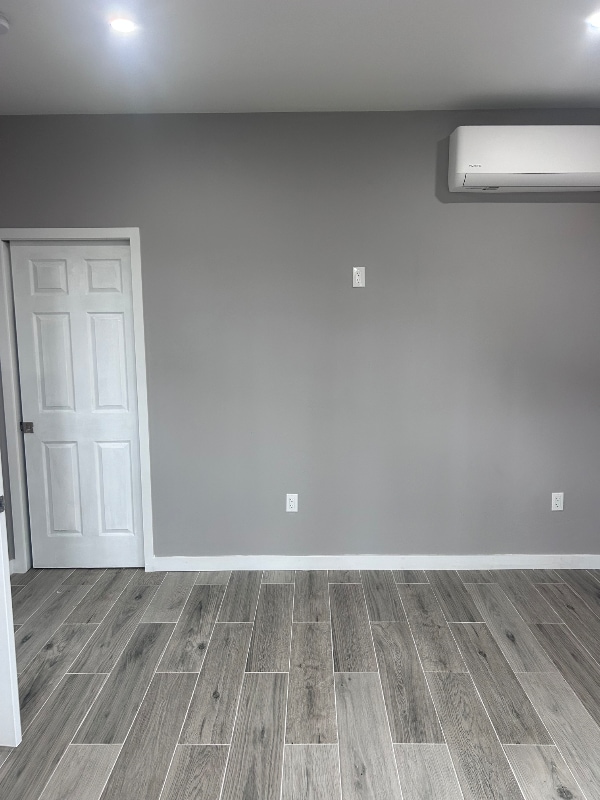 Photo - 699 Dennis Ave Unit 2