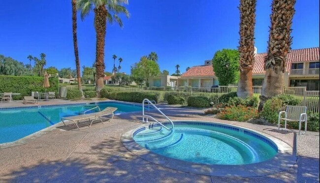 Photo - 135 Desert W Dr