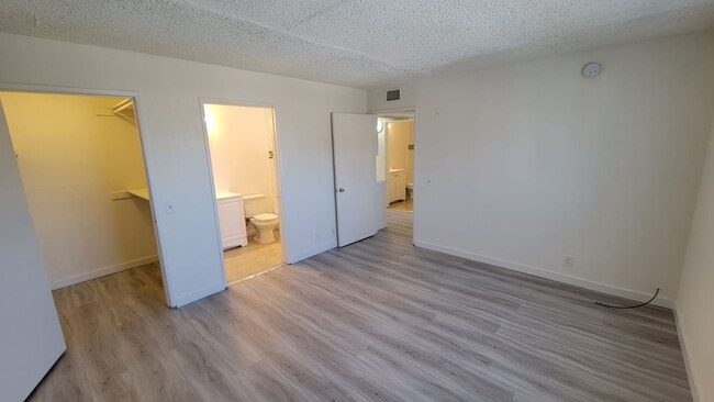 Photo - 11007 Hartsook St Unit 208