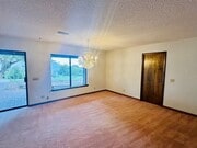 Photo - 527 Westlake Dr