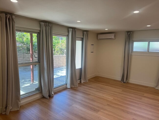 Photo - Rees Unit 124