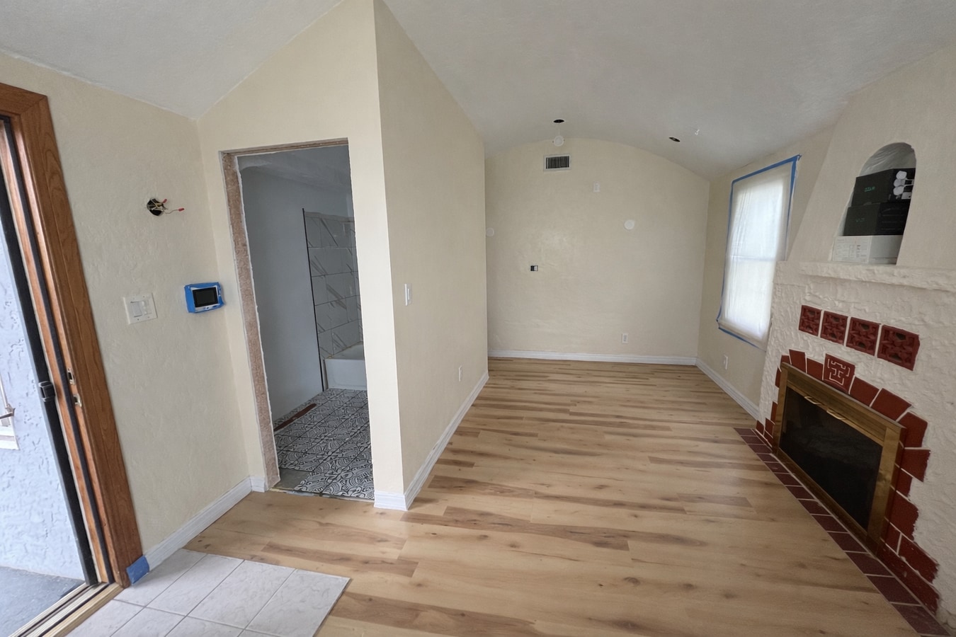 Photo - 2132 W 84th Pl Unit Studio